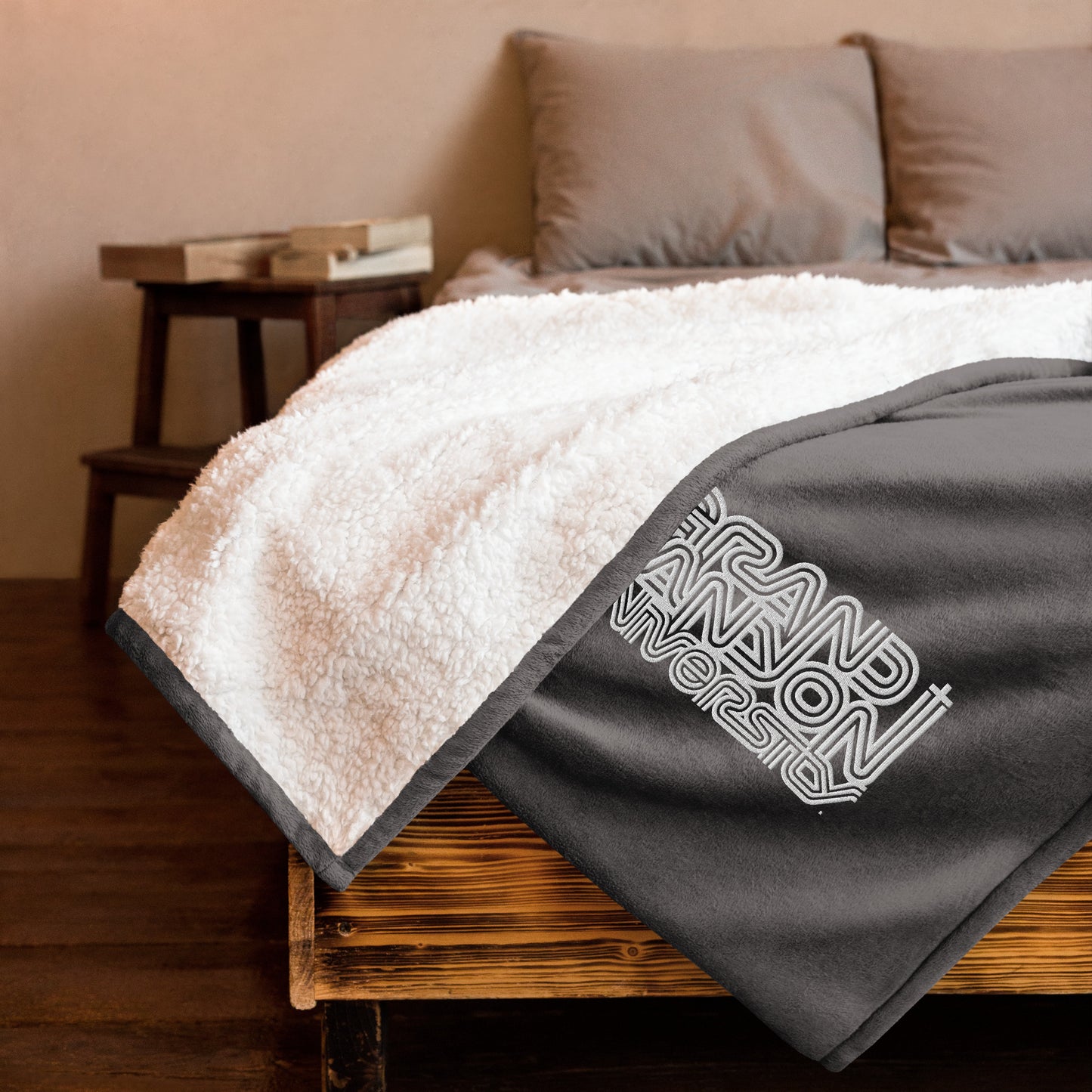 GCU Three Lined Cross Premium Sherpa Blanket - Embroidered